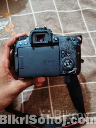 Canon EOS 77D DSLR - Full Fresh Condition
